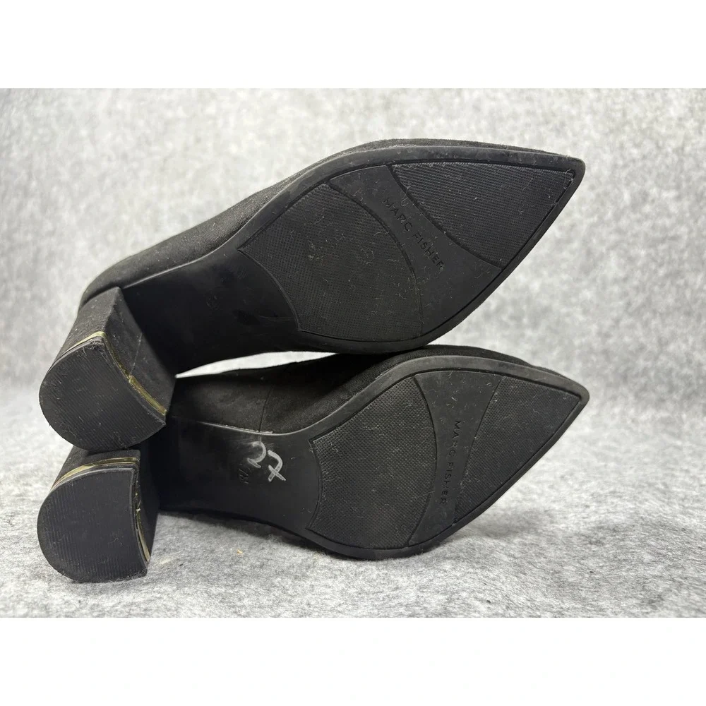 Marc Fisher Gildy Black Pointed Toe Block Heel Pumps Gold Accent MFGILDY5-R 7M